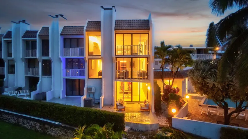 Intracostal Facing