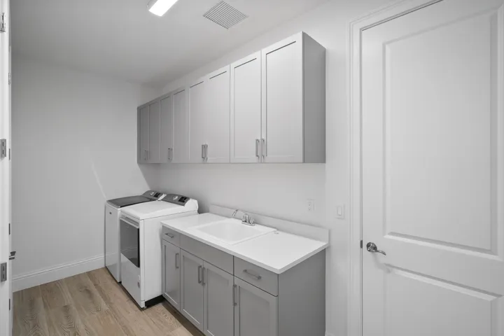 4226 Lucya Point Way - Cypress - Laundry