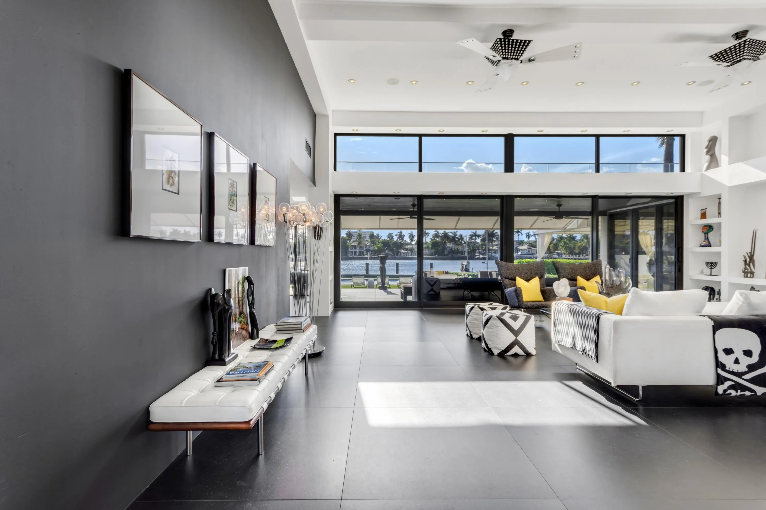 mls_LIVING_TO_VIEW_SIDE_EB