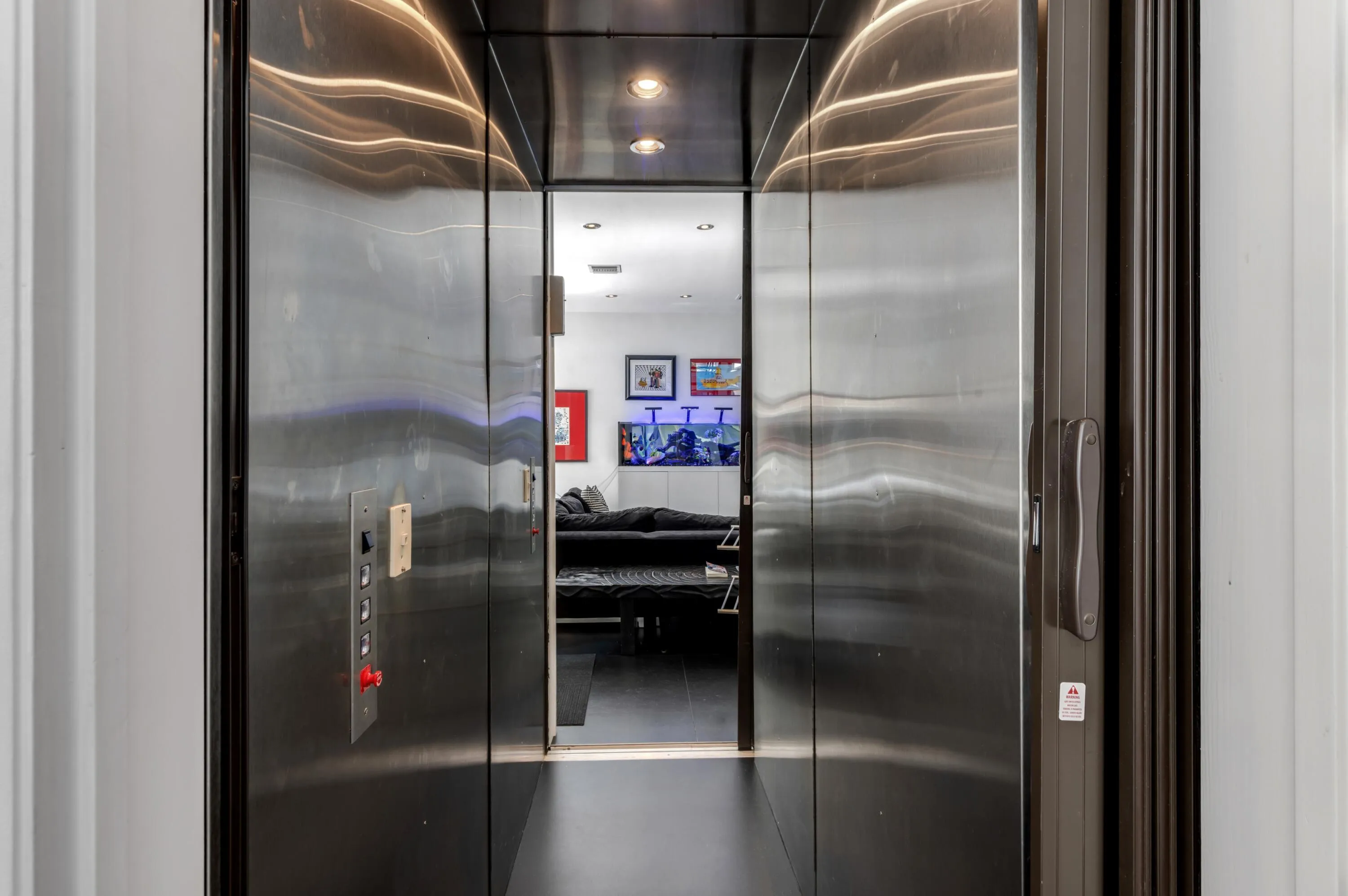 mls_ELEVATOR_STRAIGHT_EB
