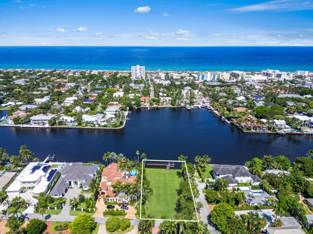 201 Palm Trail12grasslot2