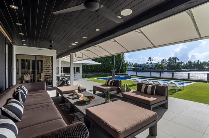 mls_LOGGIA_SEATING_TO_VIEW_EB