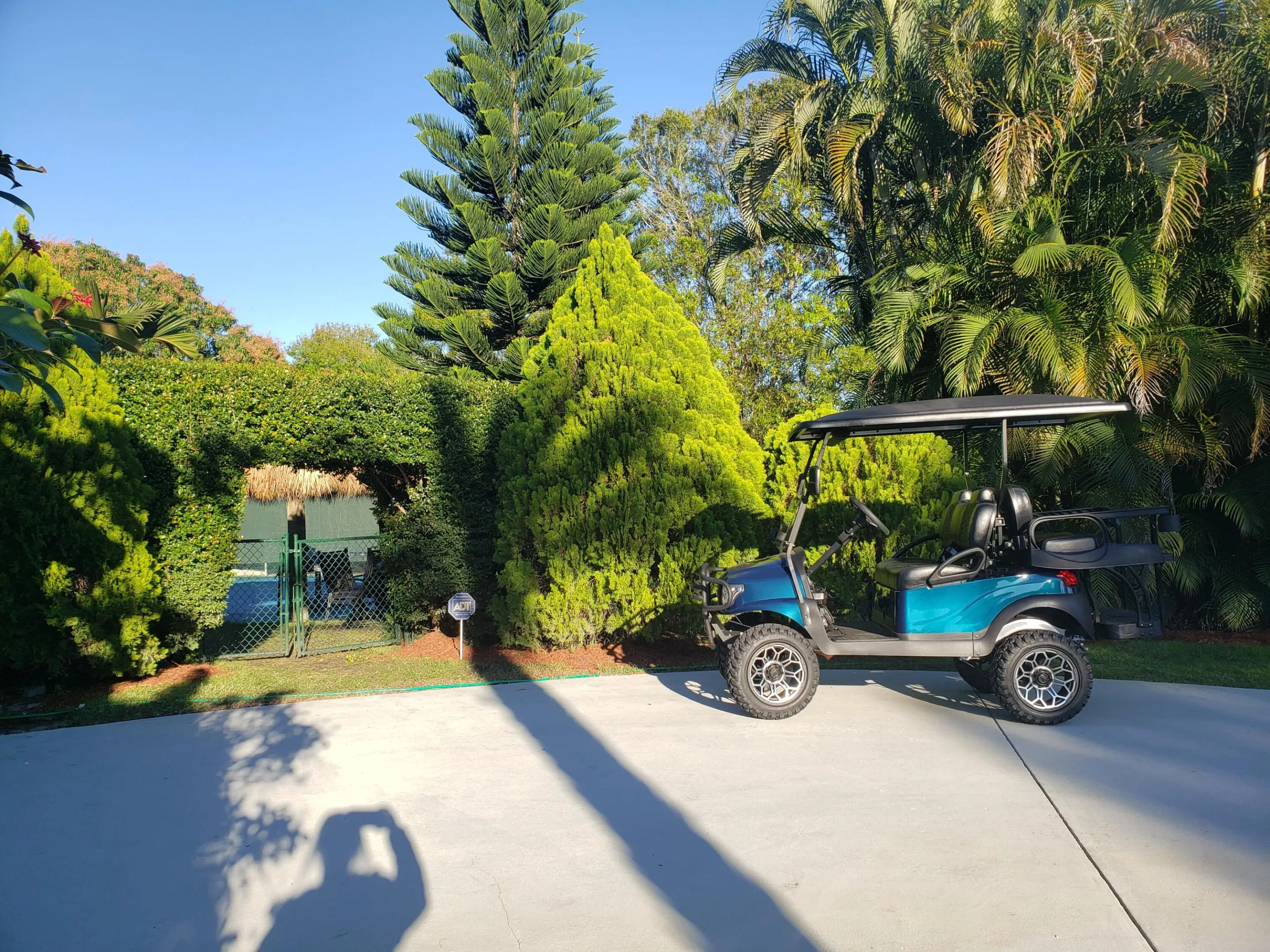 Golf cart