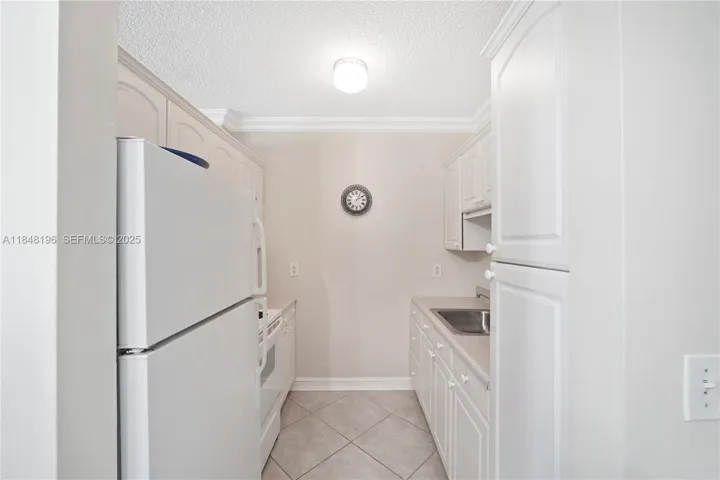 white kitchen