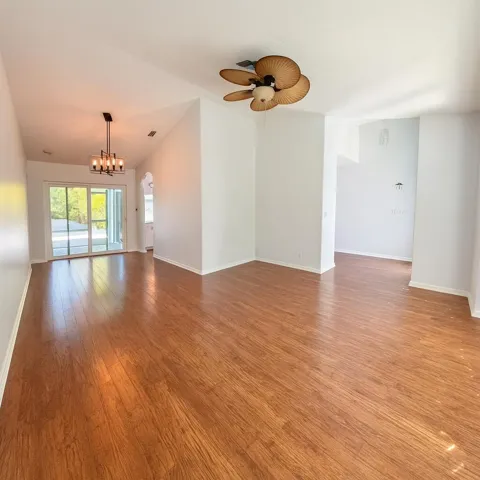 Home is now vacant - This is a current photo