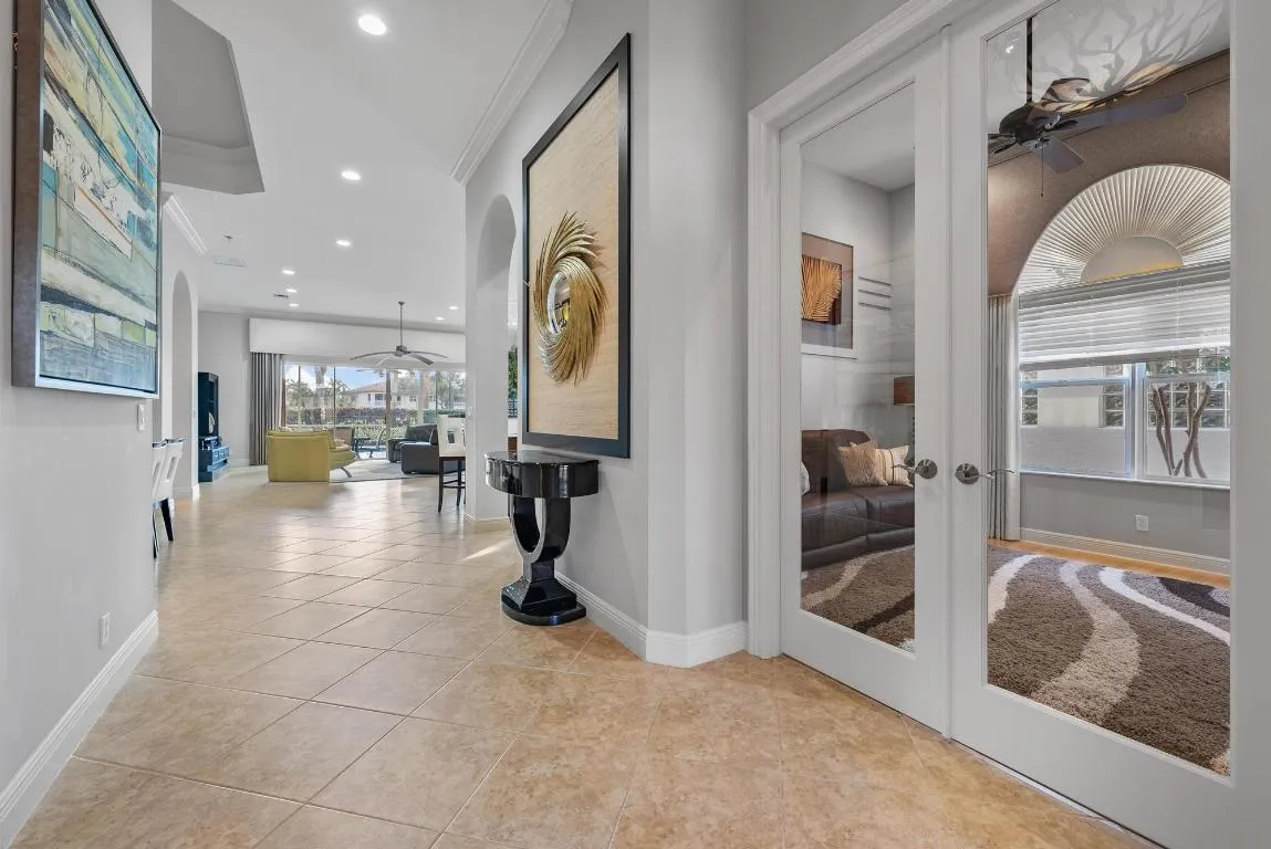 10350 Terra Lago