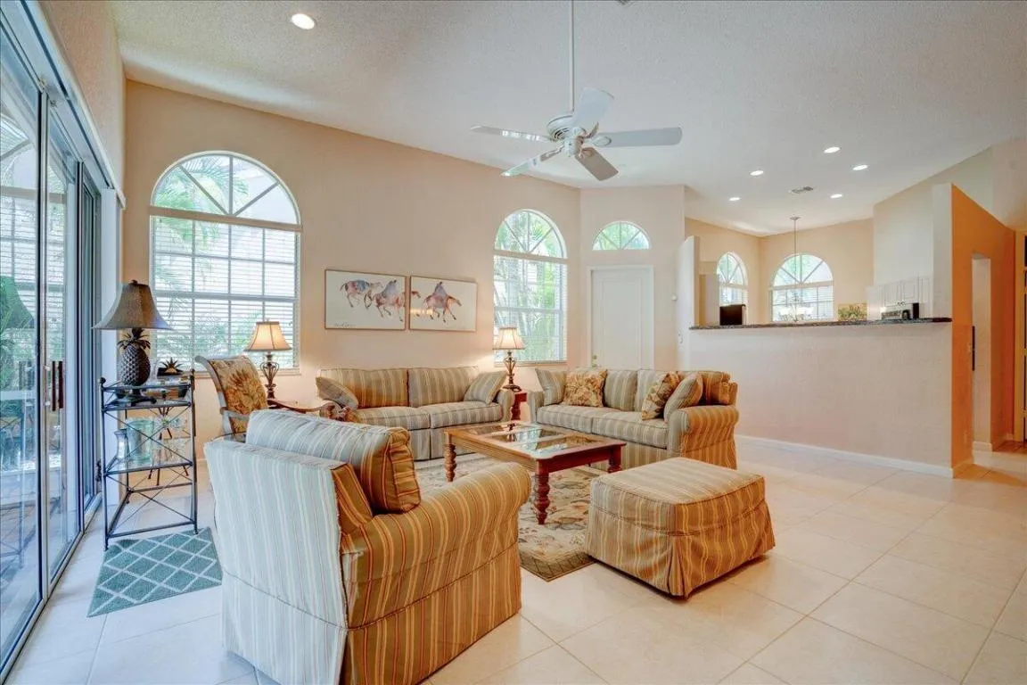 06-4701 Carlton Golf-27
