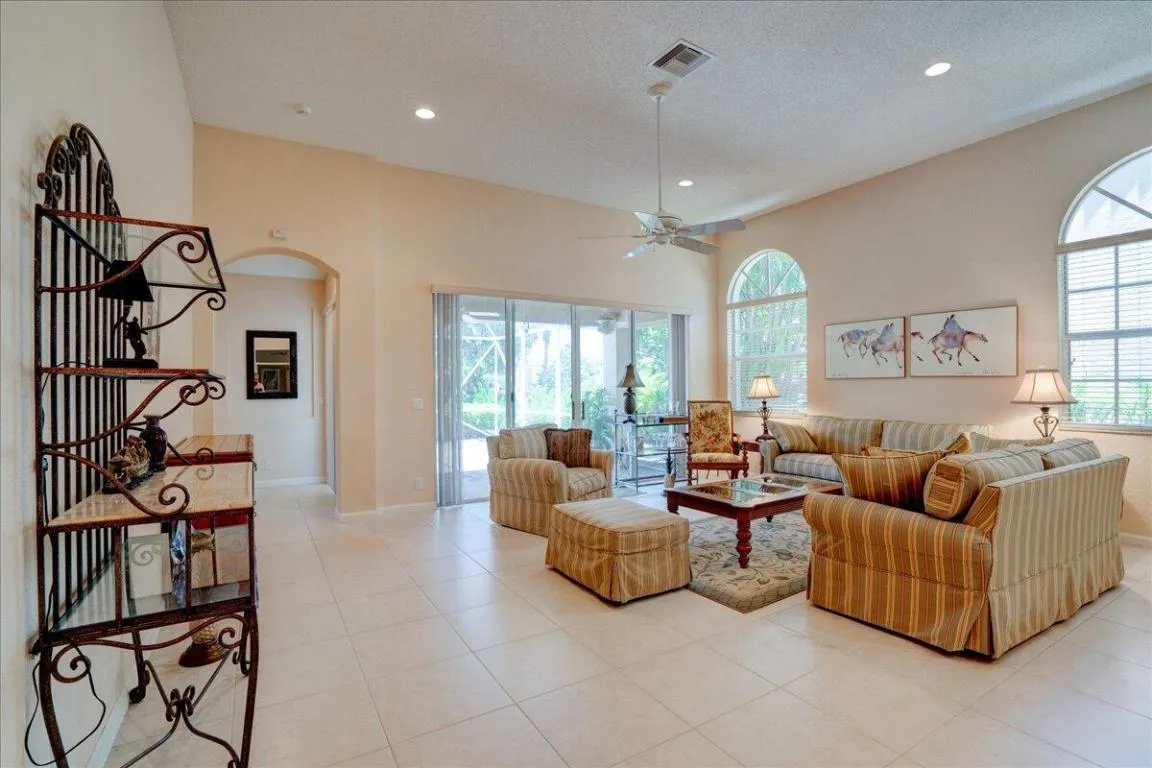 09-4701 Carlton Golf-26