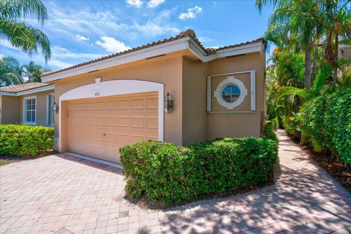 03-4701 Carlton Golf-31