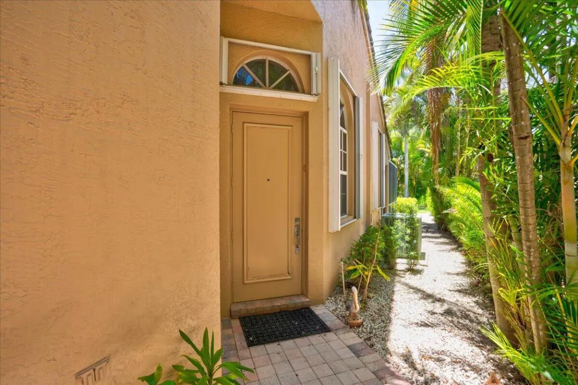 04-4701 Carlton Golf-32
