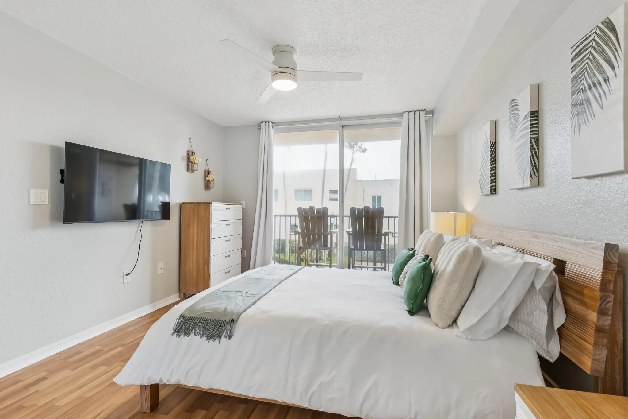 10 Bedroom