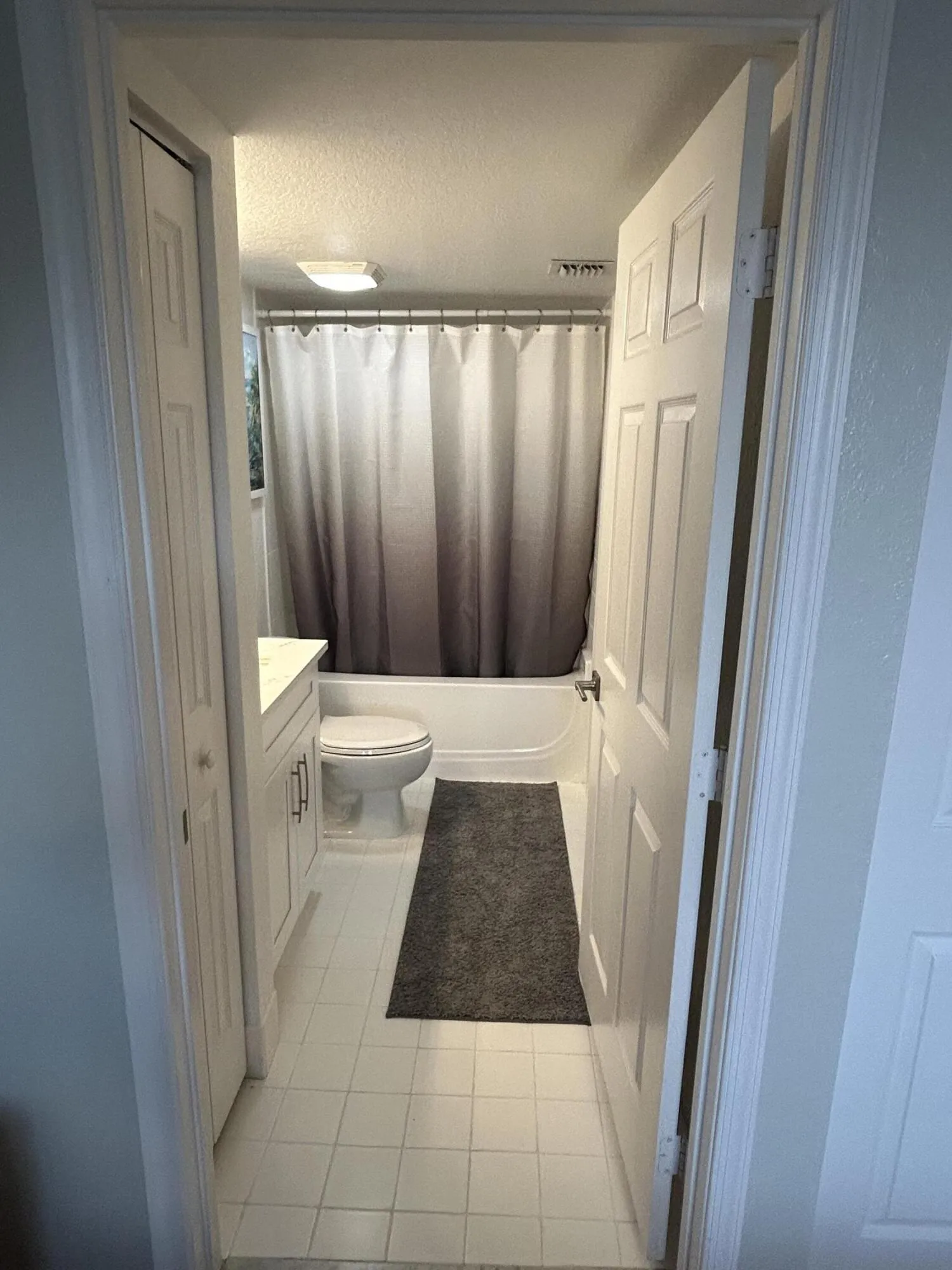 11 Bathroom