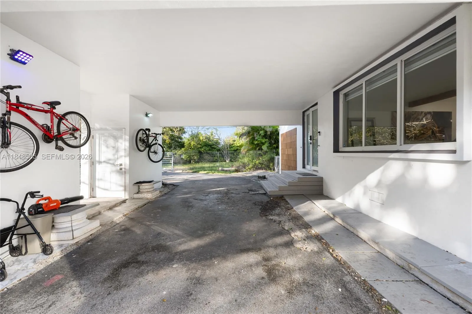 Property photo 90