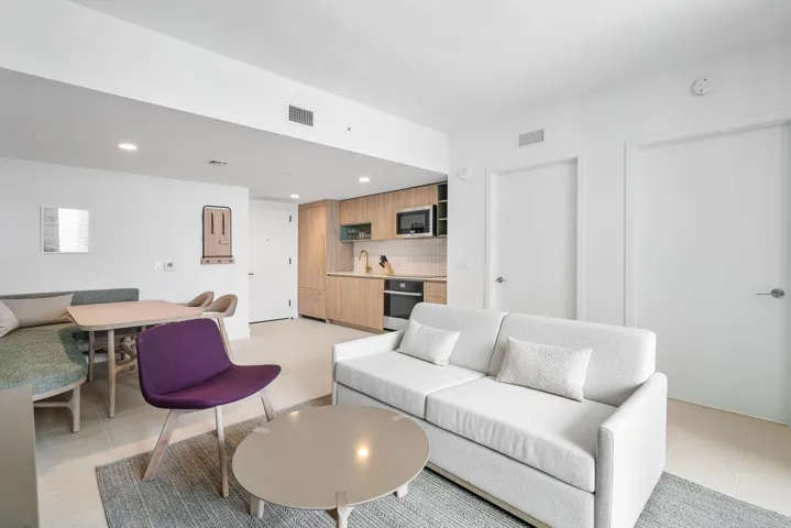 014-601Northeast1stAvenue-Miami-FL-33132