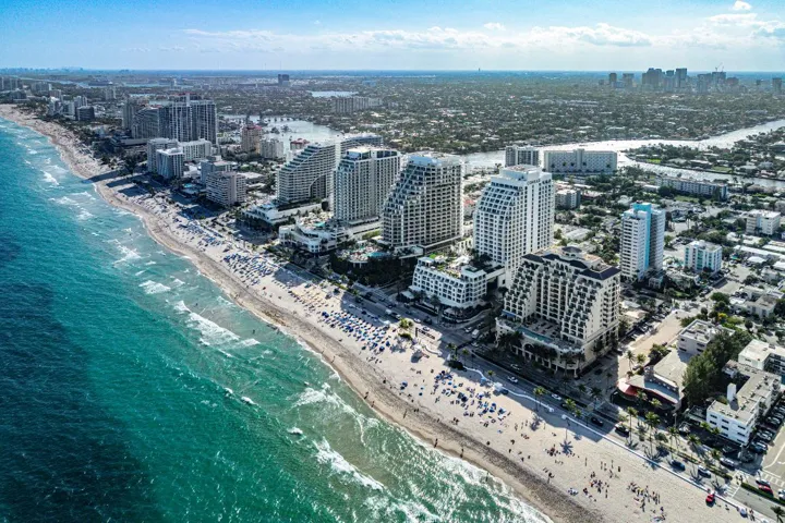 030-551NorthFortLauderdaleBeachBoulevard