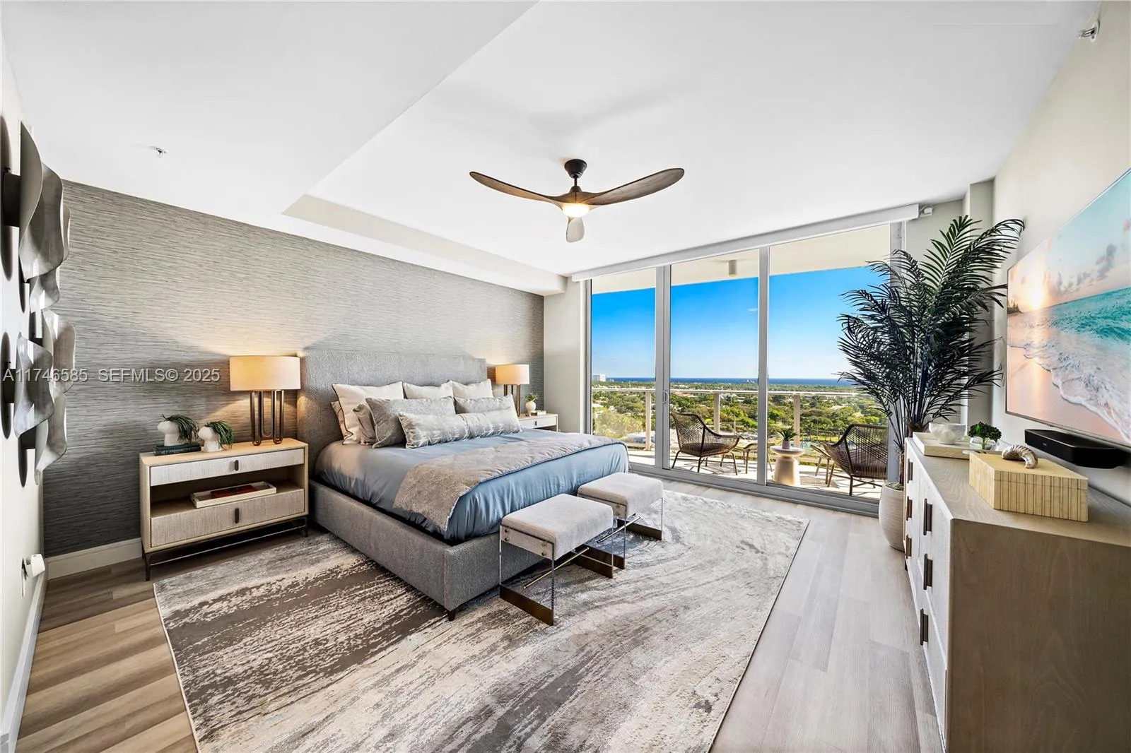 Spacious Primary Suite