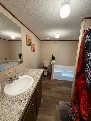 Photo 29