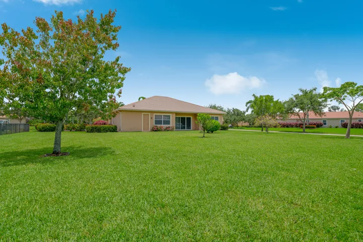 7422 SE Belle Maison Dr, Stuart, FL 3499