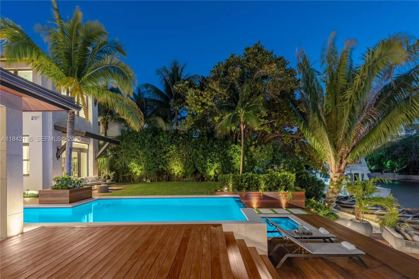 Property photo 93