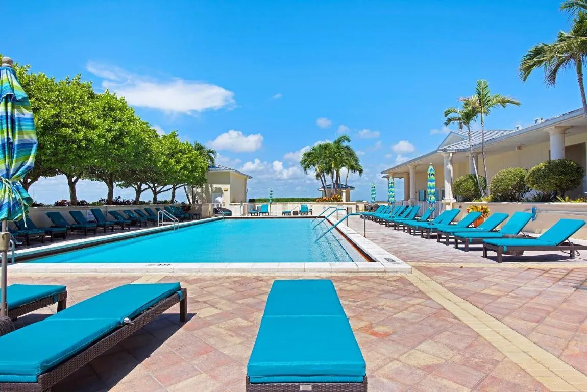 2650 Lake Shore Dr Unit 1602-large-003-0