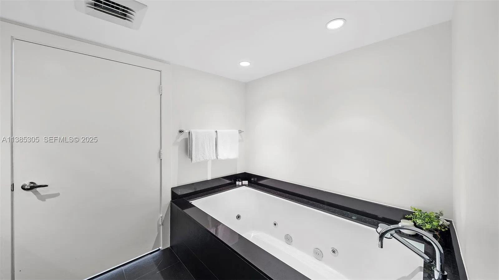 Property photo 116