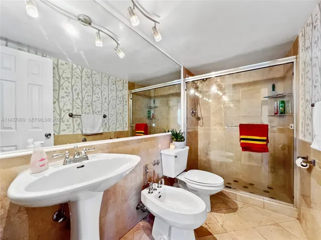 Bathroom #2