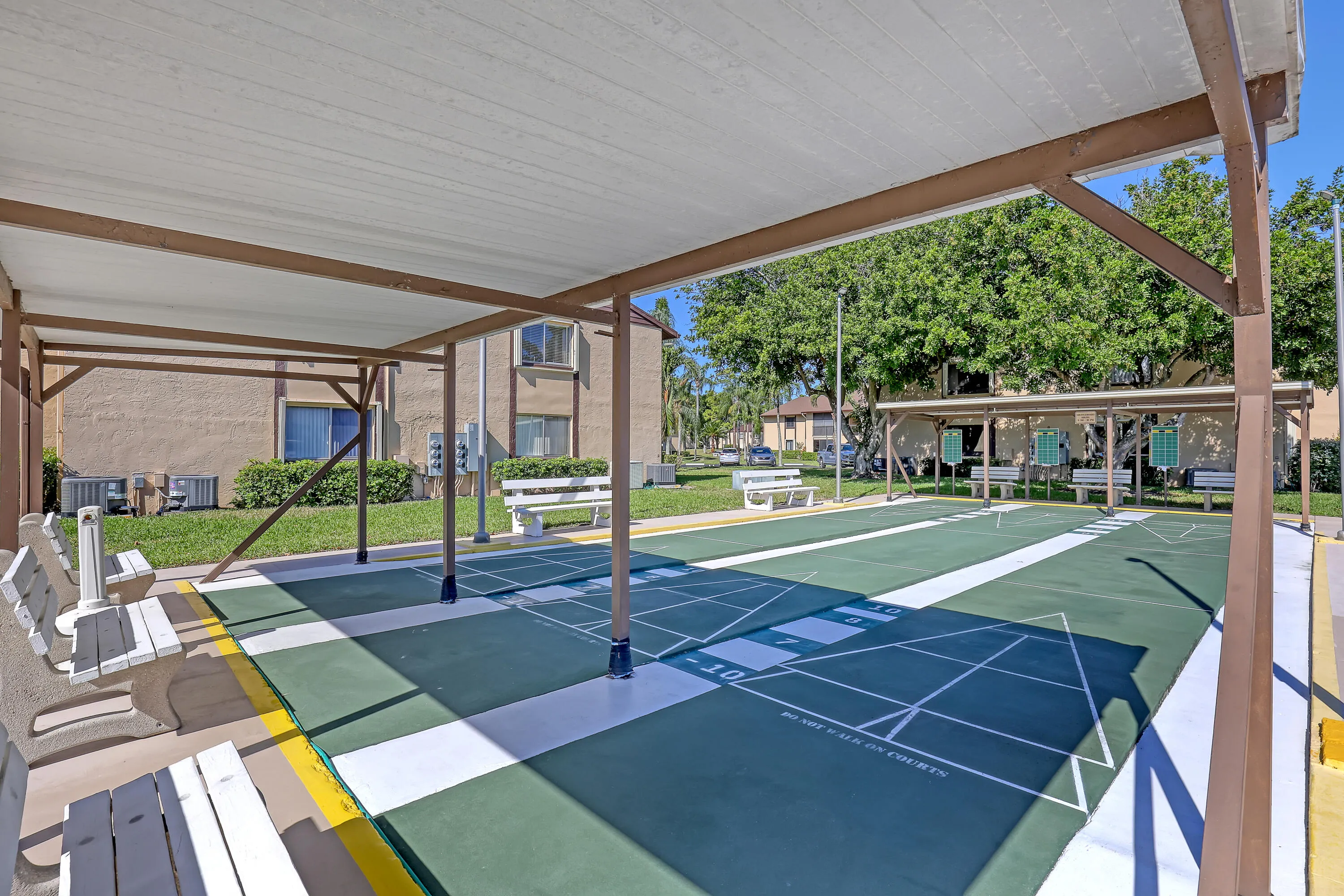 436 Pine Glen #C2 (32)