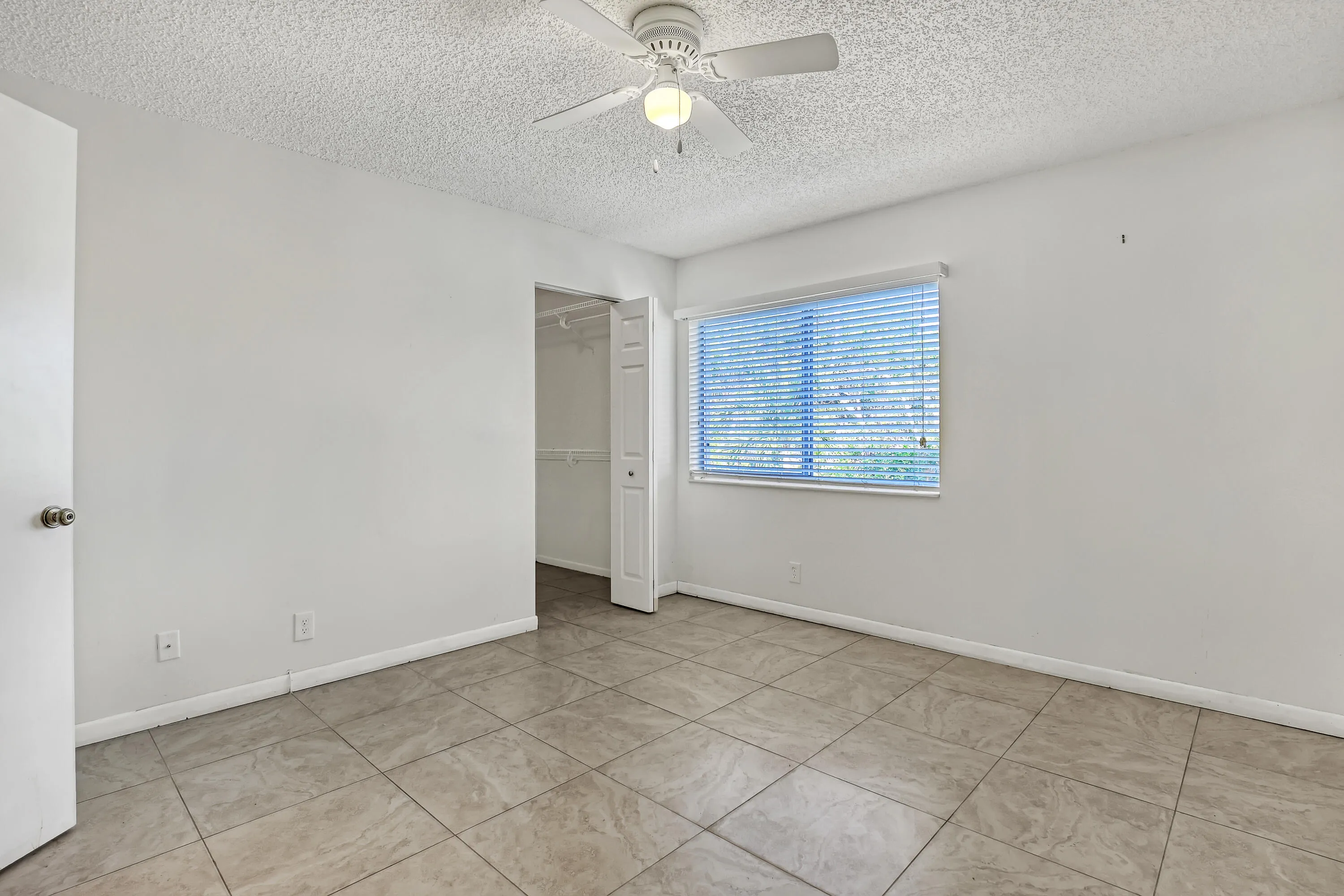 436 Pine Glen #C2 (18)