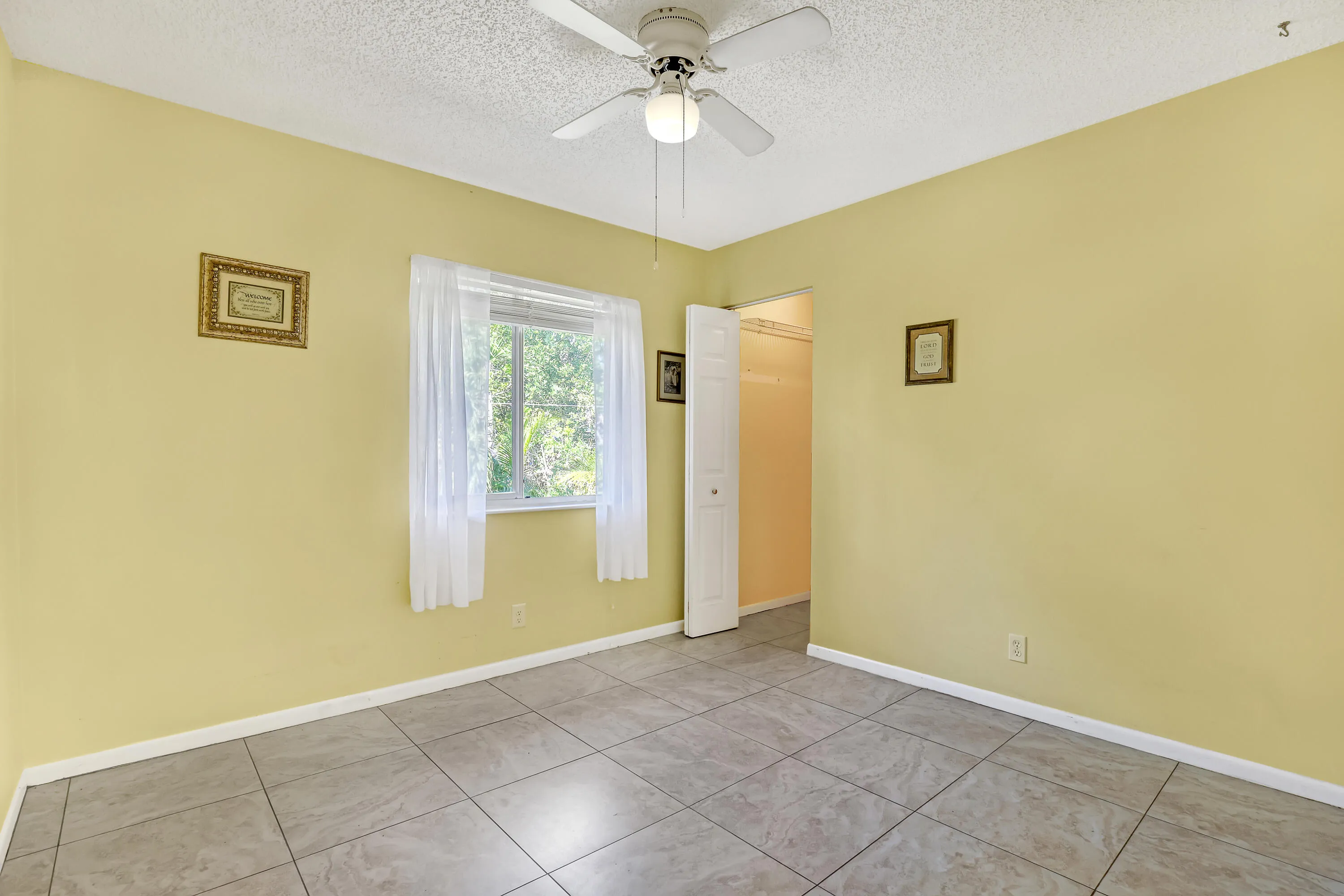 436 Pine Glen #C2 (23)