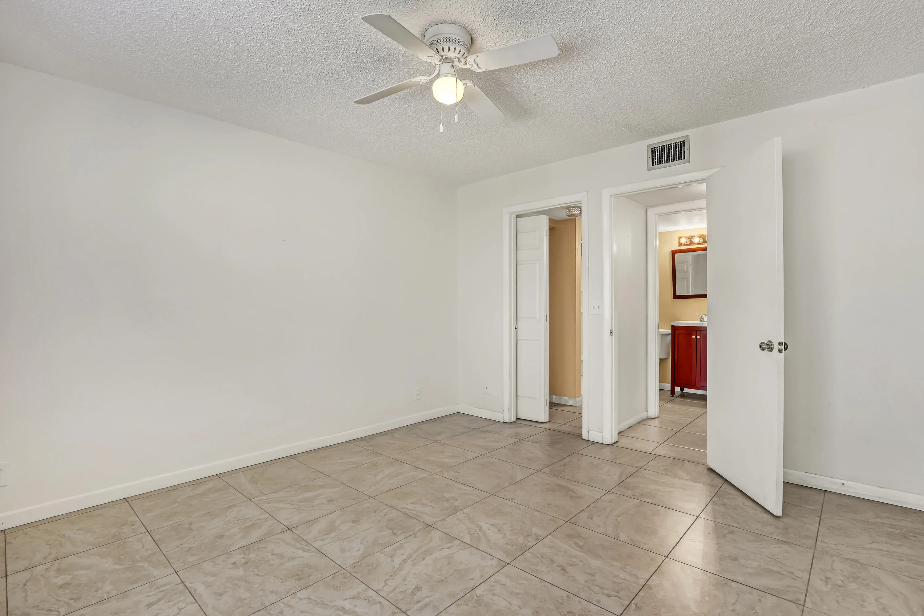 436 Pine Glen #C2 (19)