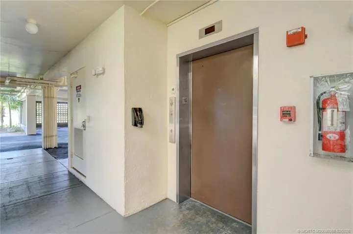 Elevator