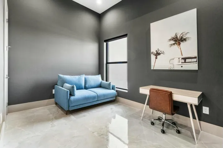 MODEL HOME FURNISHED