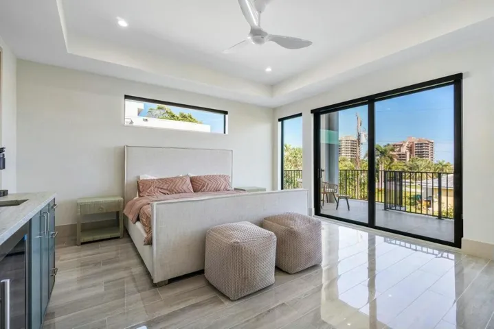 MODEL HOME FURNISHED KING