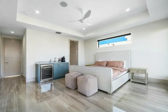 MODEL HOME FURNISHED KING