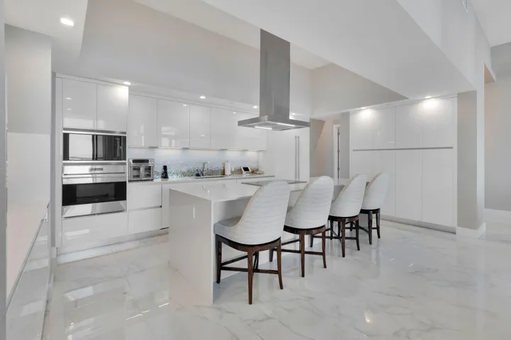Kitchen with Sub-Zero & Wolf Appliances