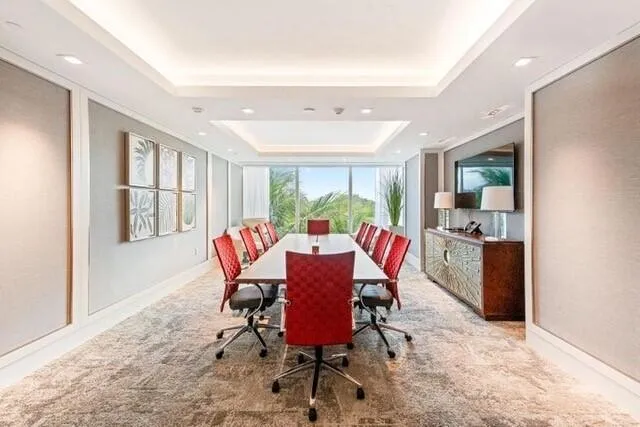 Akoya Board Room