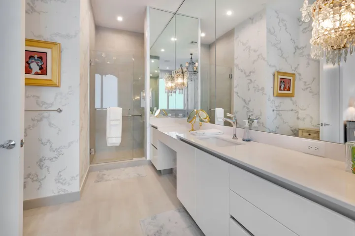Her Primary Bathroom