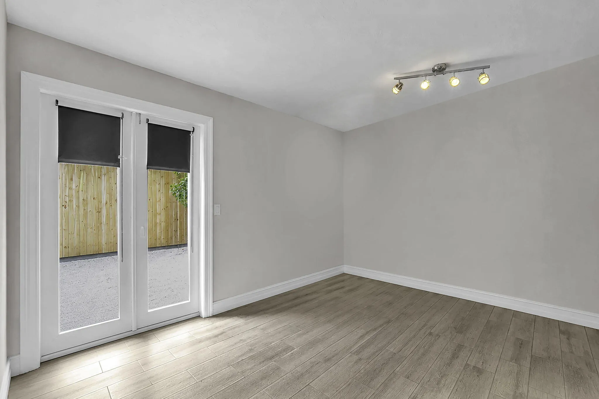 Property photo 37