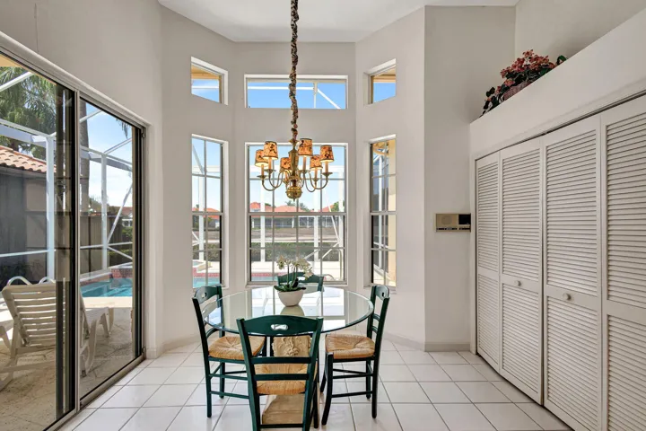 Breakfast Nook