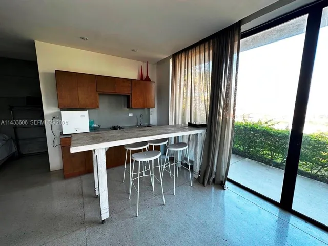 Studio Kitchen