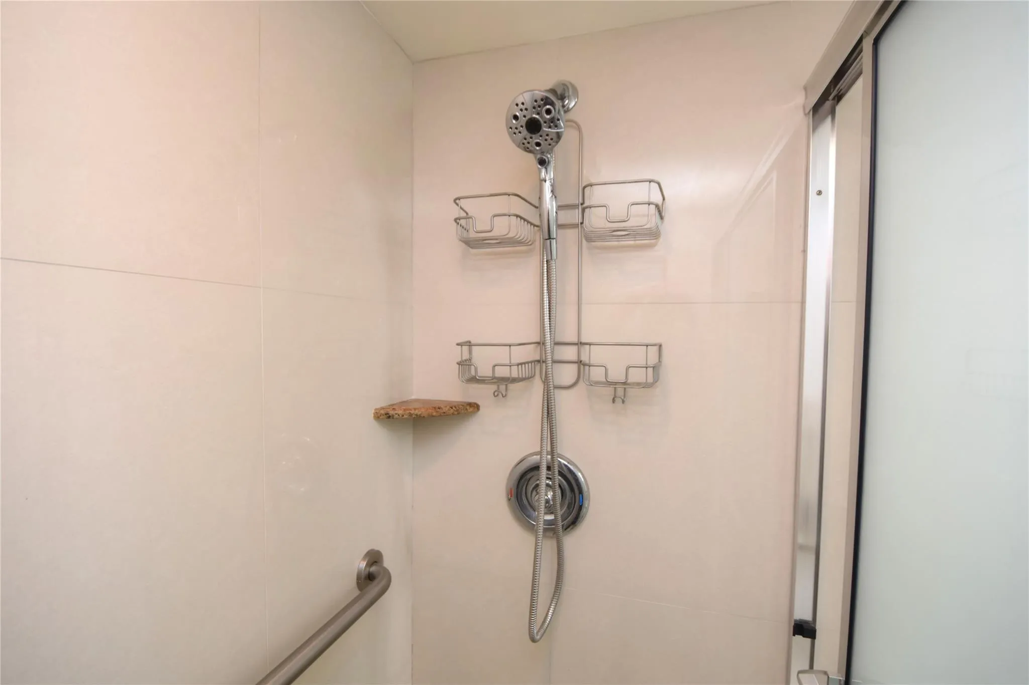 Property photo 44