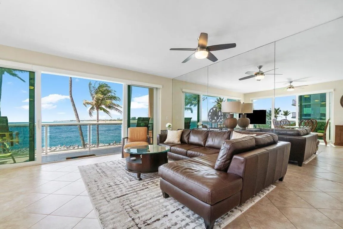 006-120InletWay-204-PalmBeachShores-FL-3