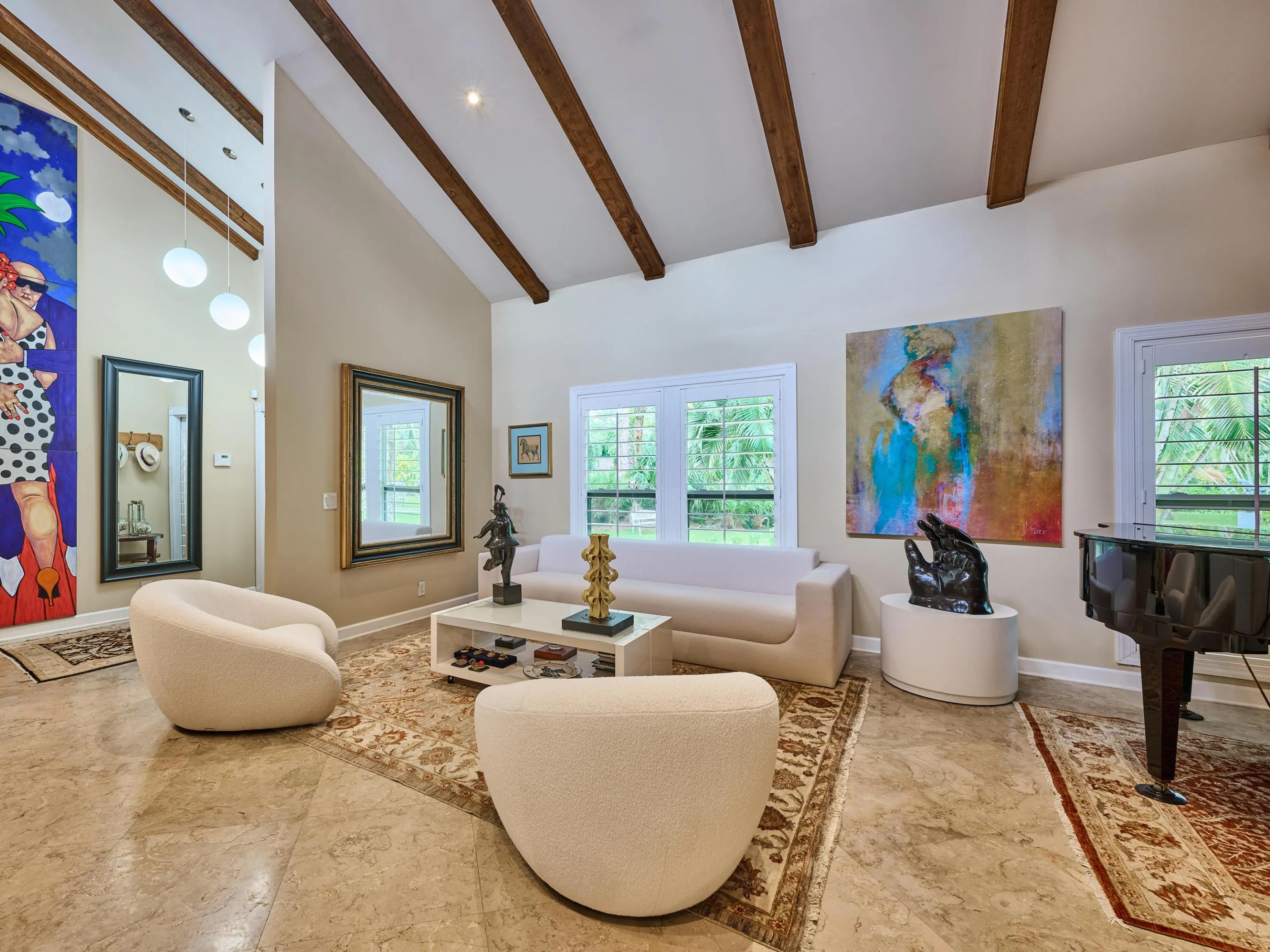 Beautiful tile throughout the home provide a home that very easy to keep neat & tidy.