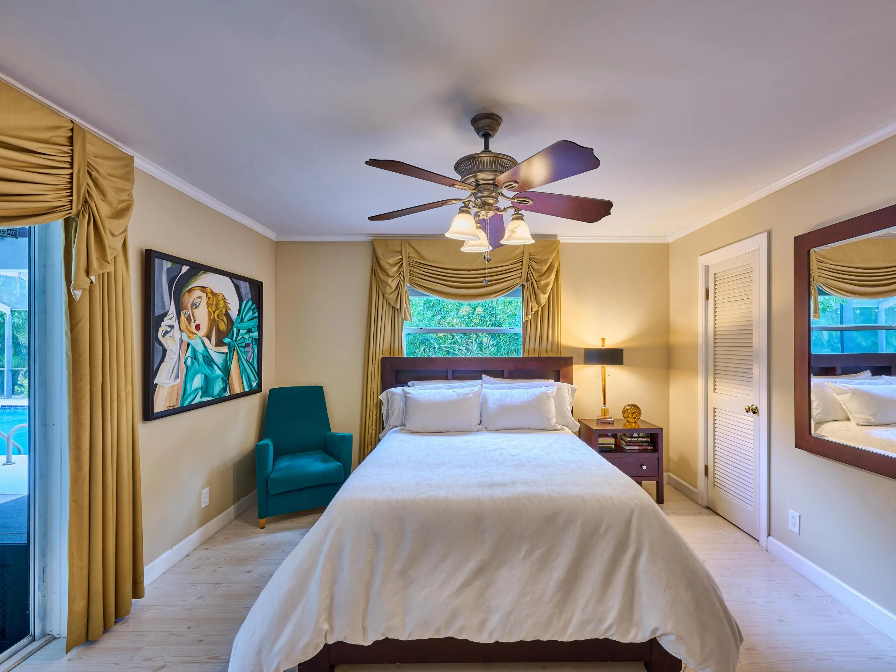 You'll love waking up to the sounds of nature, at the end of this very long hallway.