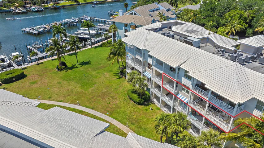 432 Bay Colony Drive - MLS3