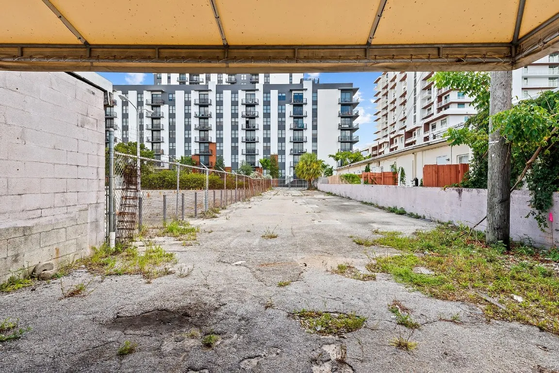 Property photo 36