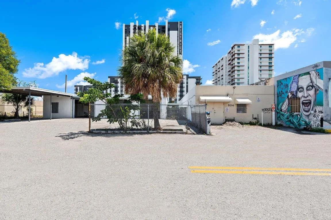 Property photo 22