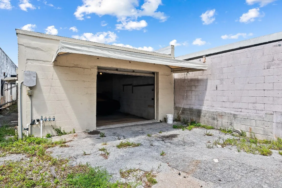 Property photo 38