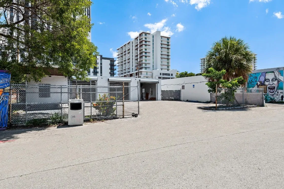 Property photo 24