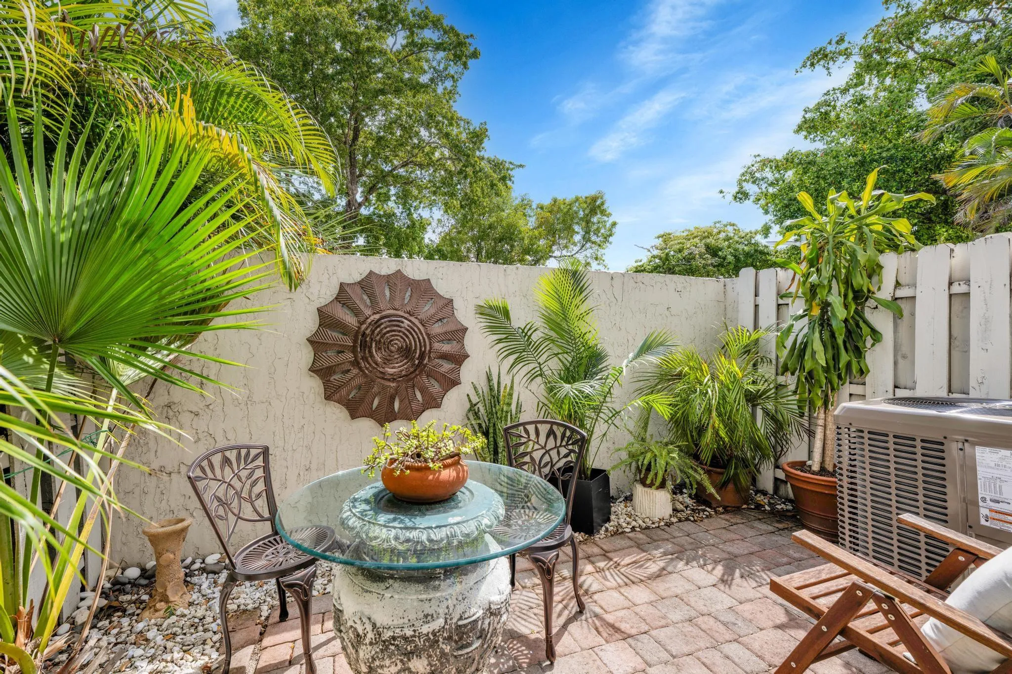 Property photo 28